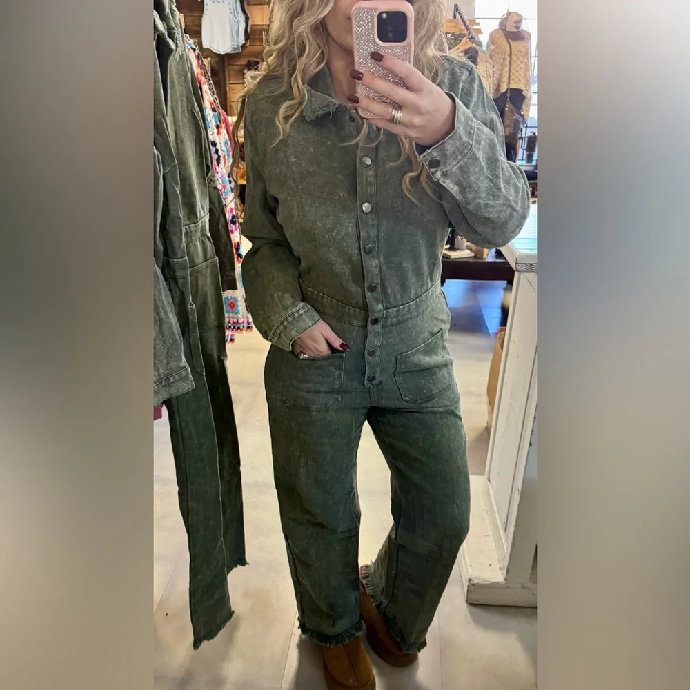 NWT UMGEE Washed Olive Denim Frayed Hem Button Down Utility Jumpsuit Coveralls - Picture 11 of 12